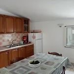 Apartman Always On Foot 3 Min To The Beach Center With Double Terrace Tertenìa