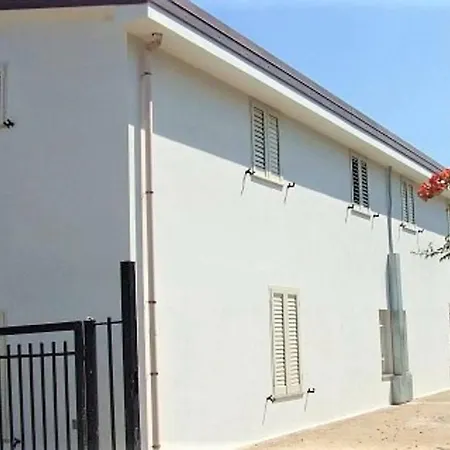 Always On Foot 3 Min To The Beach Center With Double Terrace * Tertenìa